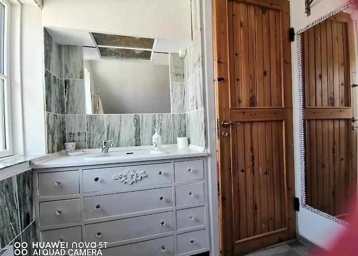 Apartment Hyggelig I Gaafstand Til Ballen Og Lystbadehavn - Taet Pa Ohavsstien